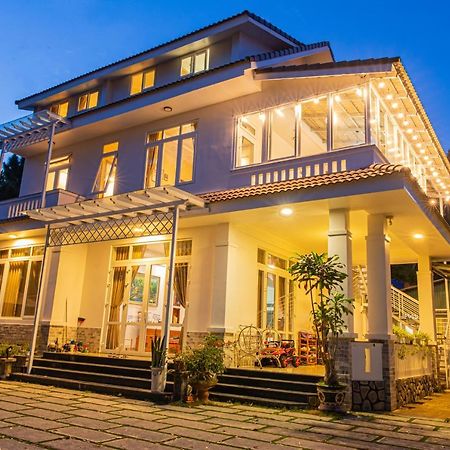 Caly Homestay Da Lat Exterior photo