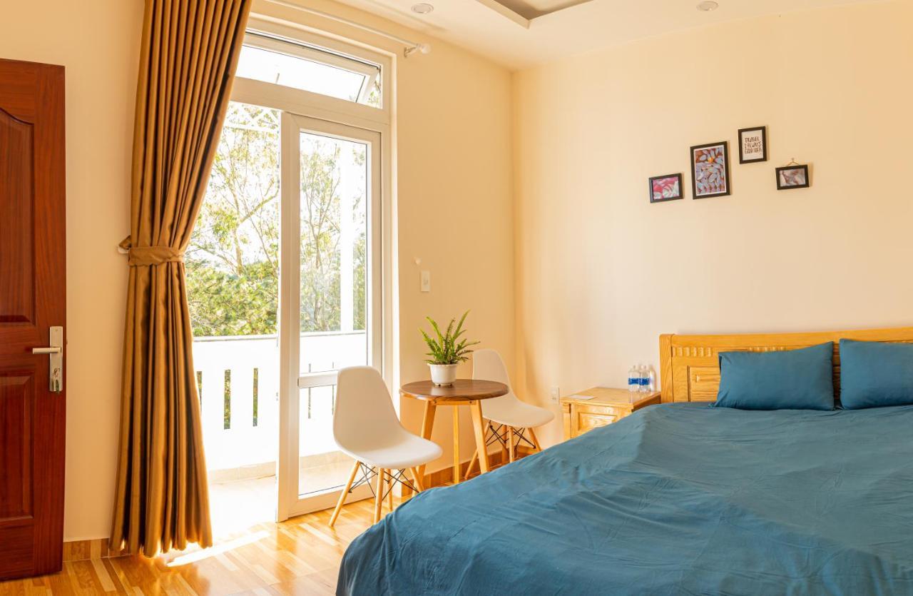 Caly Homestay Da Lat Exterior photo