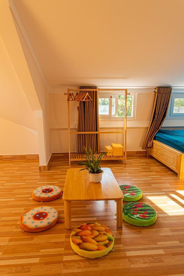 Caly Homestay Da Lat Exterior photo